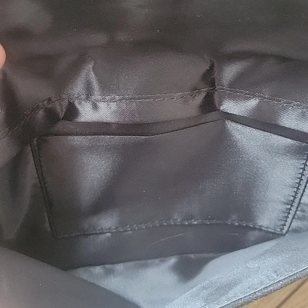 Black Shimmer Glitter Velvet Feel Chic Classy Envelope Style Clutch W Gold Chain
